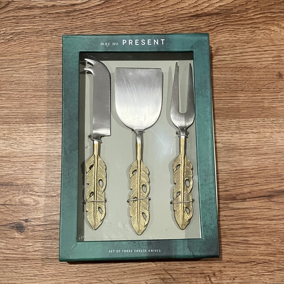 Anthropologie Isabella Cheese Knives, Set of 3 - Picture 2 of 4